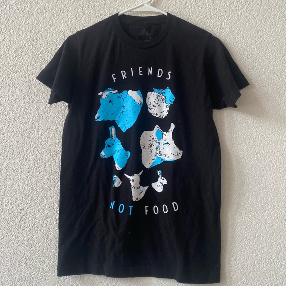 Friends Not Food vegan tee